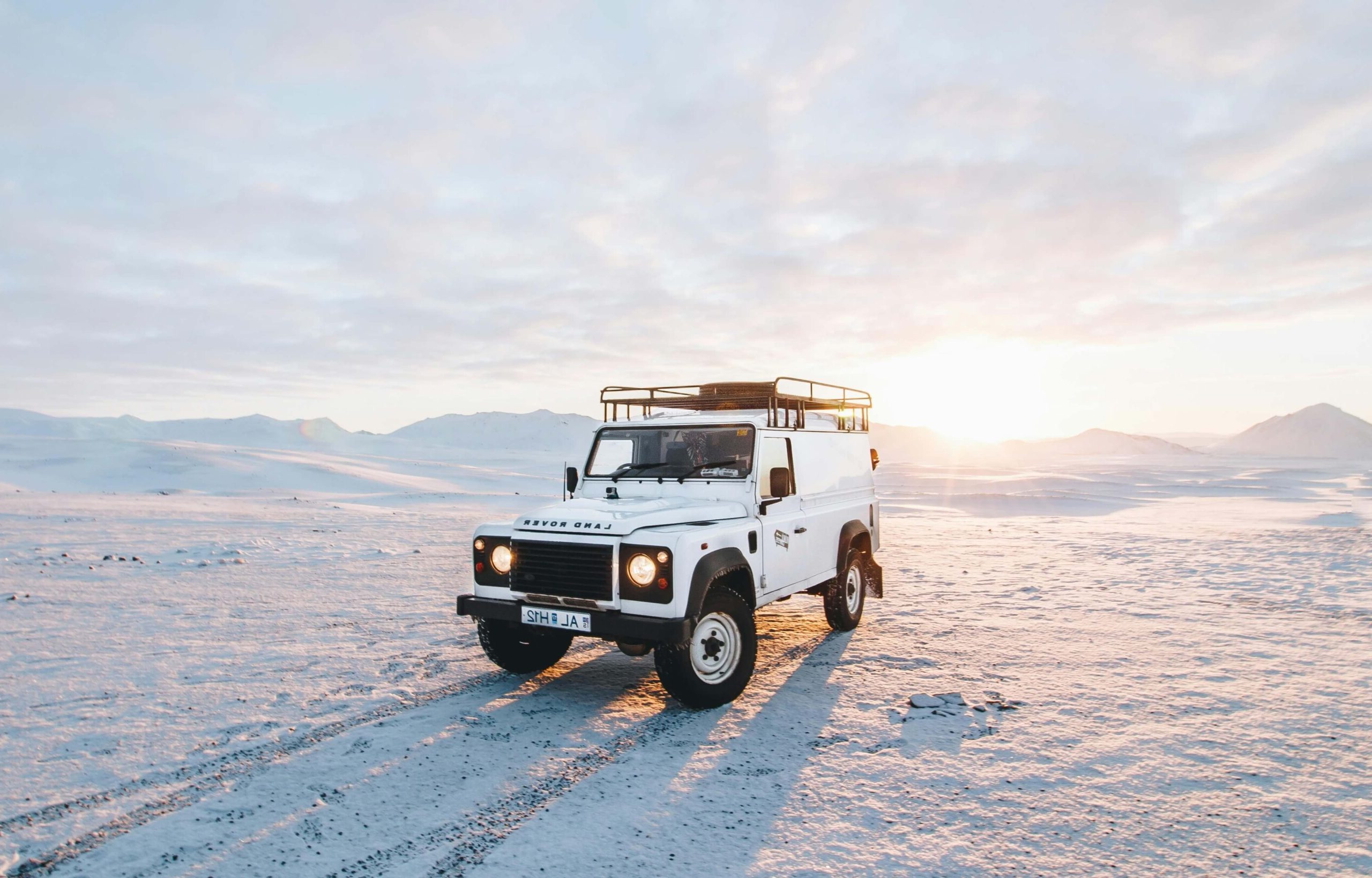 vehicle-rentals-yellowknife_NWT_yellowknife_tours_tourism-B-dene_adventures (4)